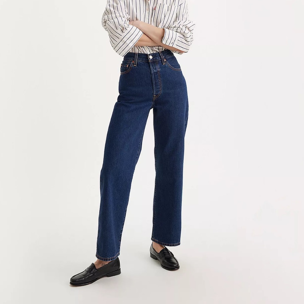 Levi Ribcage Straight-Leg Jeans